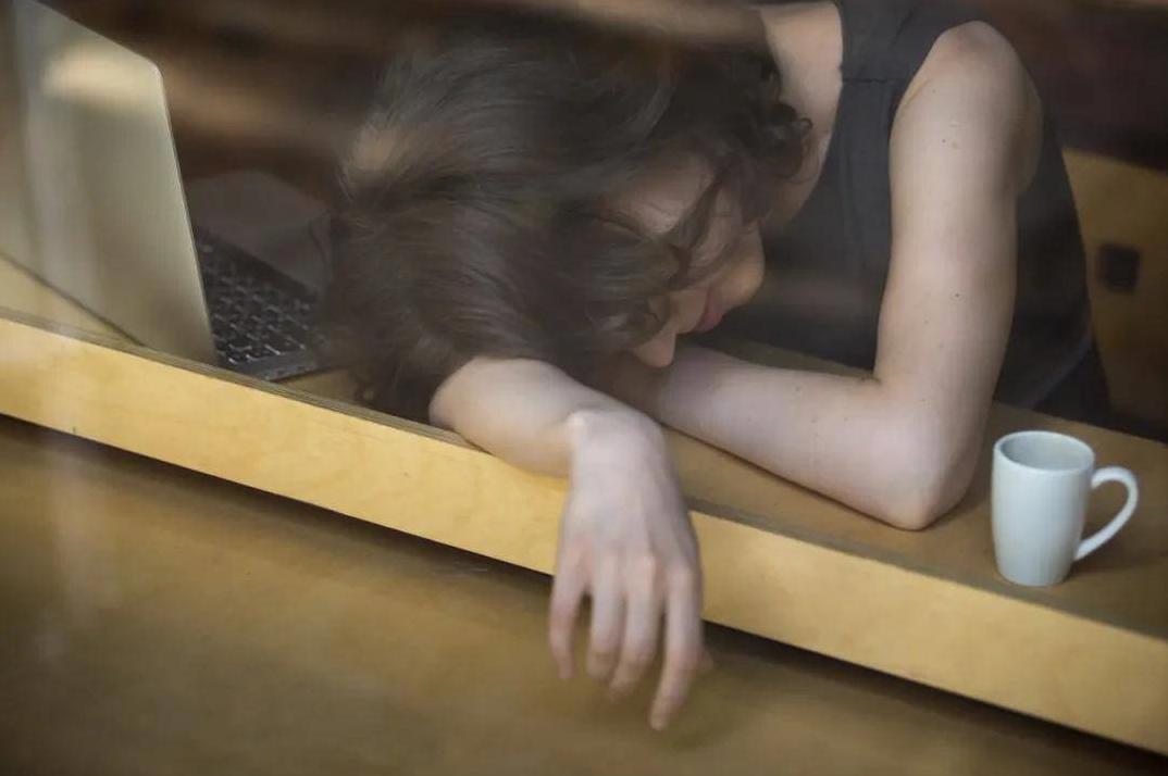 嗓子里总有痰，痰多吐不完，平胃丸搭配一物，化老痰顽痰黄白痰！