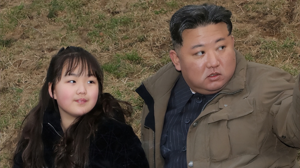 朝鲜第一千金气场,朝鲜第一千金首次亮相