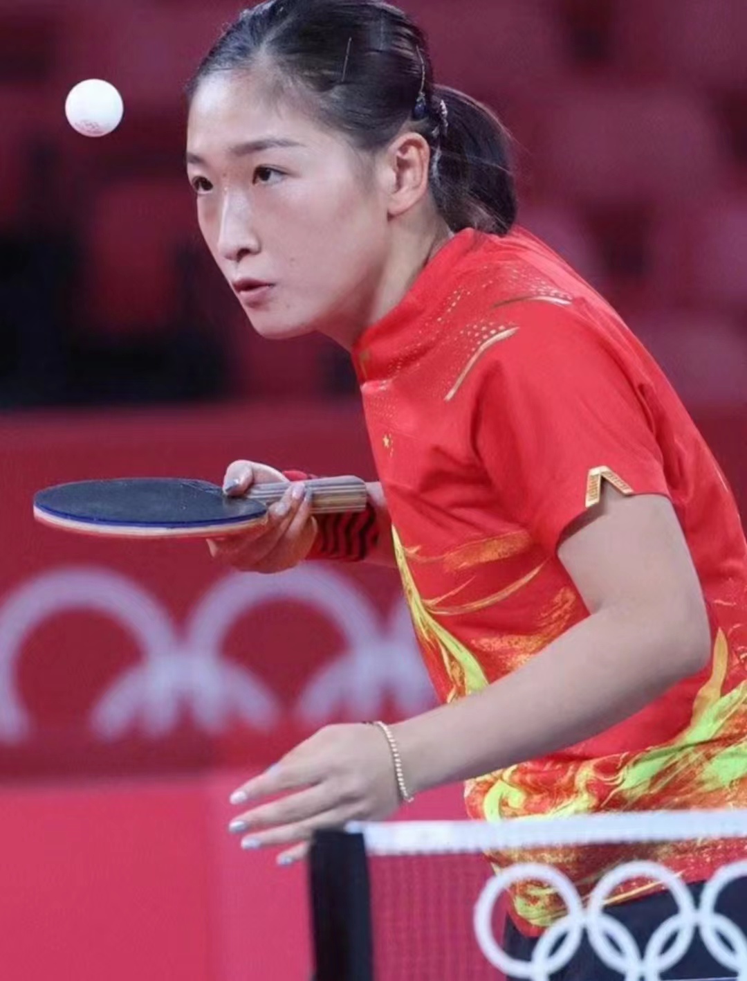 刘诗雯做过的哪些美甲款式,刘诗雯美甲美出了时尚