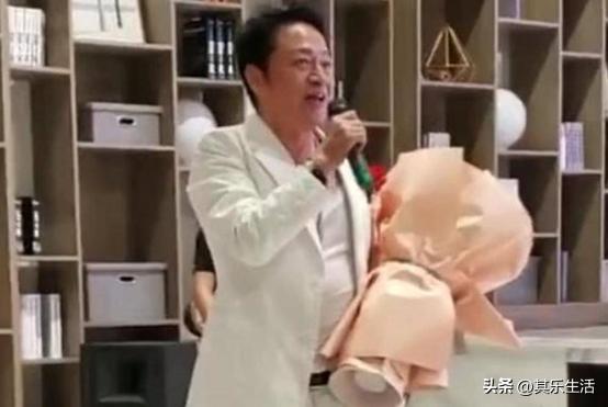 《新龙门客栈》被年轻人捧火了,《新龙门客栈》出演多久