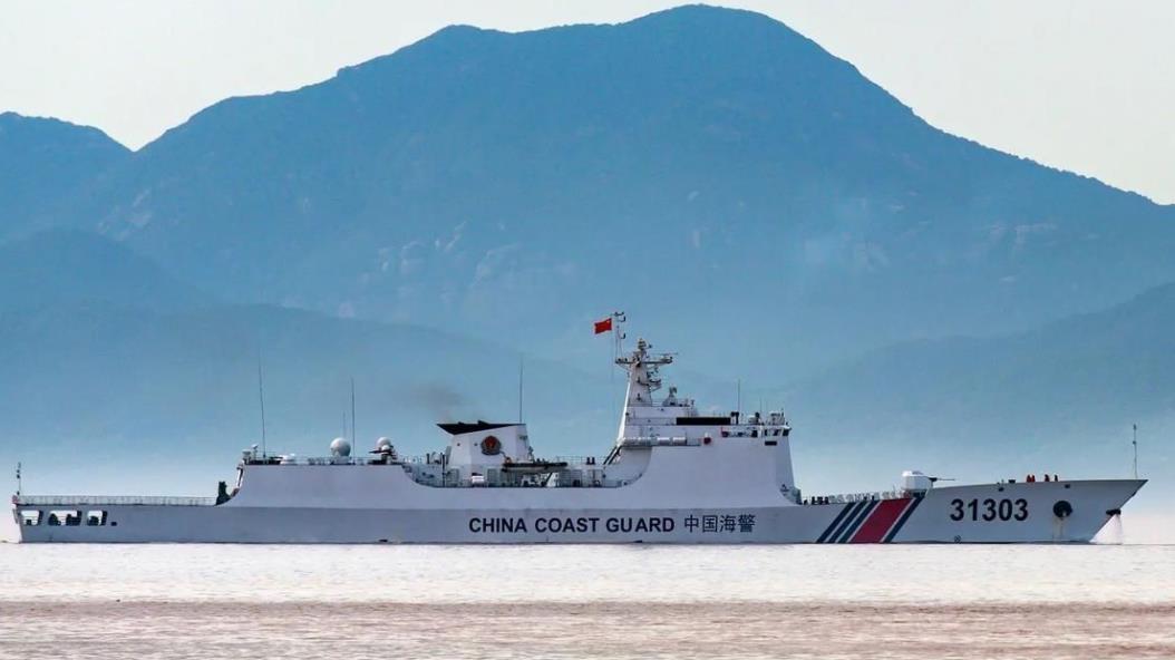 巡航钓鱼岛海警船编队,中国海警舰艇编队巡航钓鱼岛海域