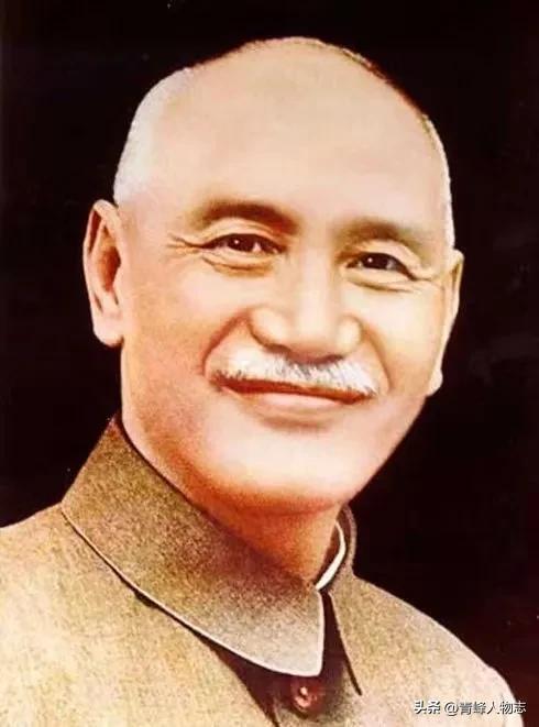 蒋介石对毛*东泽**，从骂声到内心敬佩，他经历了哪些心路历程？