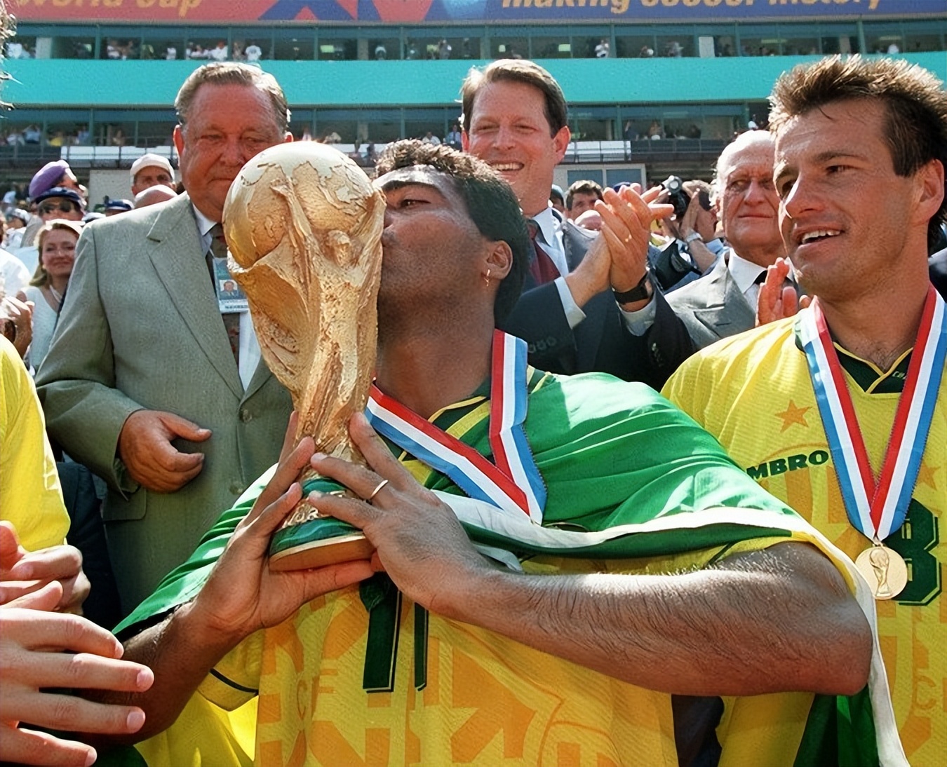 卡塔尔世界杯难忘瞬间集锦,1990世界杯难忘人物