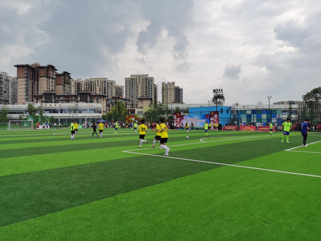 大运会火炬的传递城市,大运会田径比赛家门口