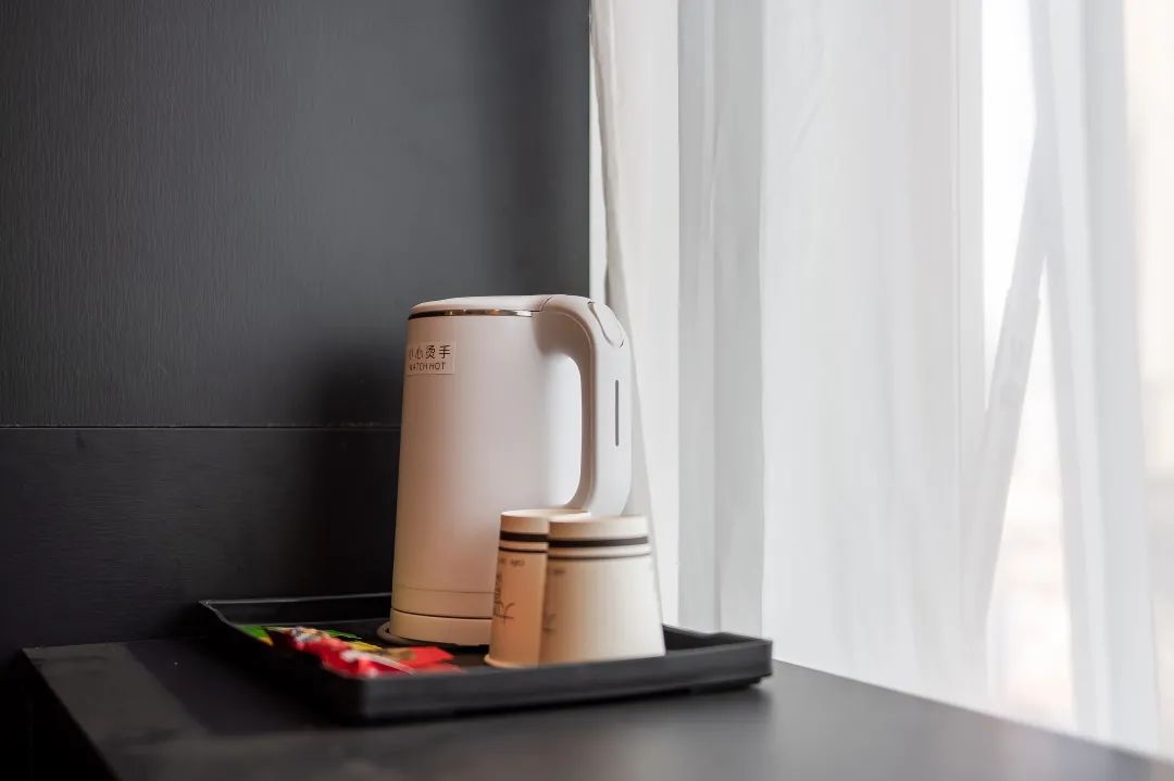 南京东路这家大隐于市设计师酒店,沉浸体验一个前所未有的空间