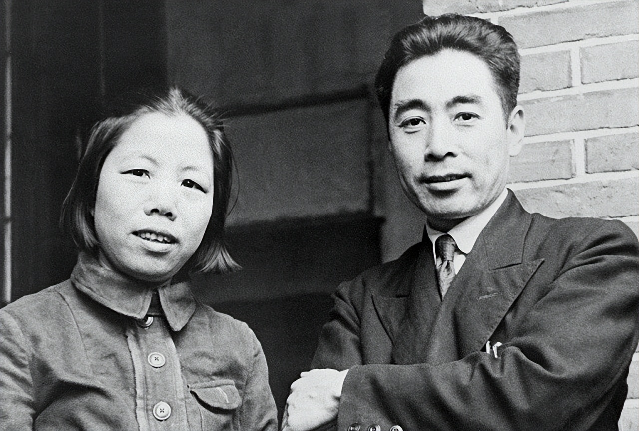 76年周总理去世，*剑英叶**拒绝致悼词：除毛主席论资历只有一人合适