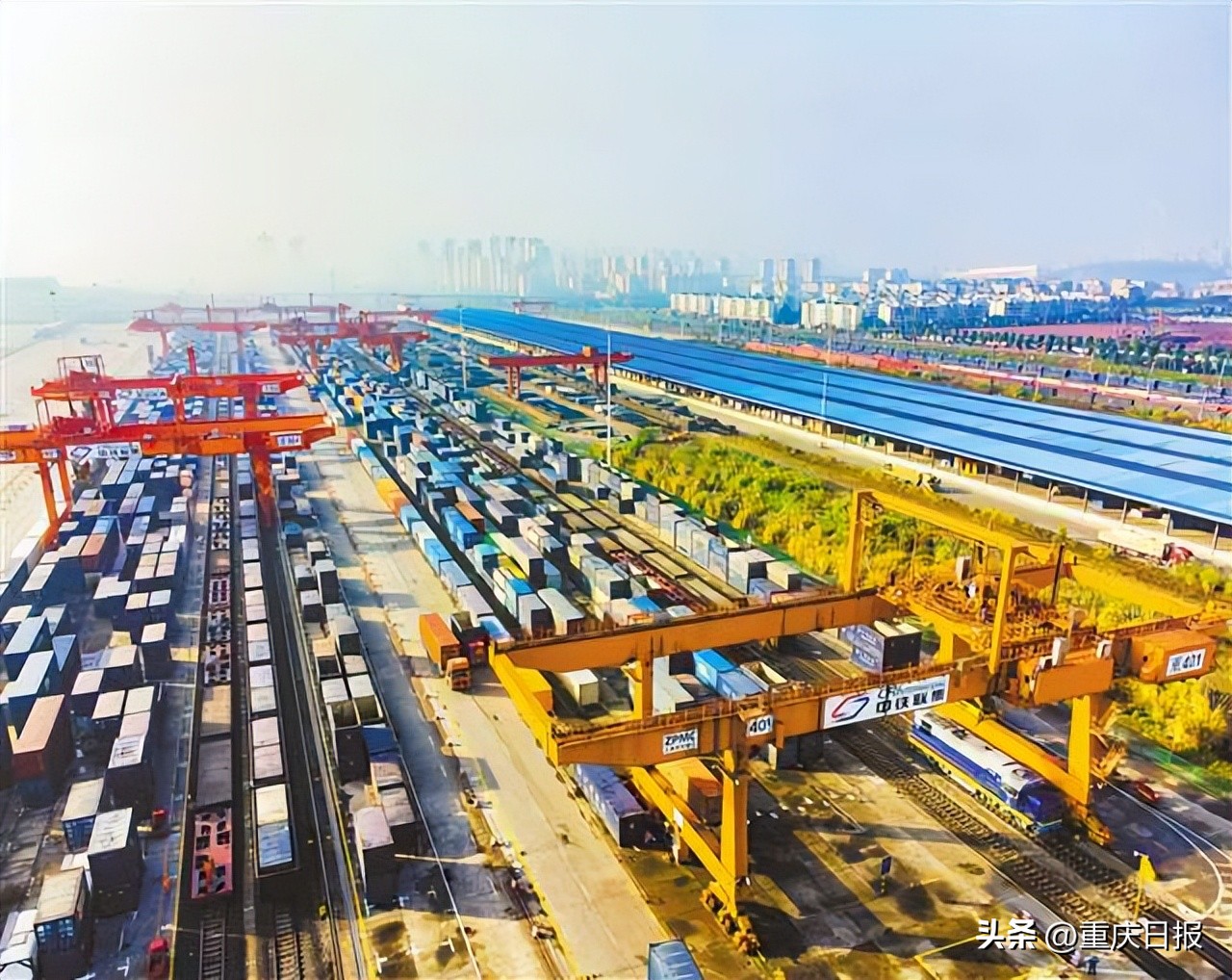从城市面貌看身边的变化50字,重庆国际物流枢纽园区西部