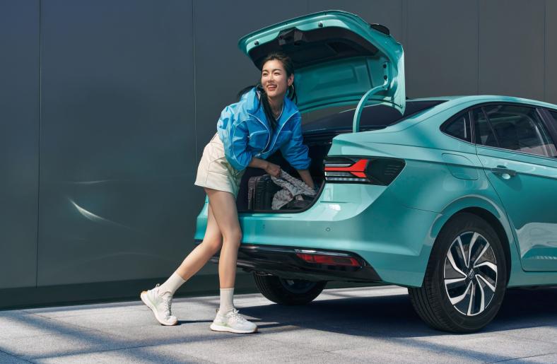 国民家轿标杆全新朗逸即将来袭,朗逸新锐上市10万元家轿再改标杆