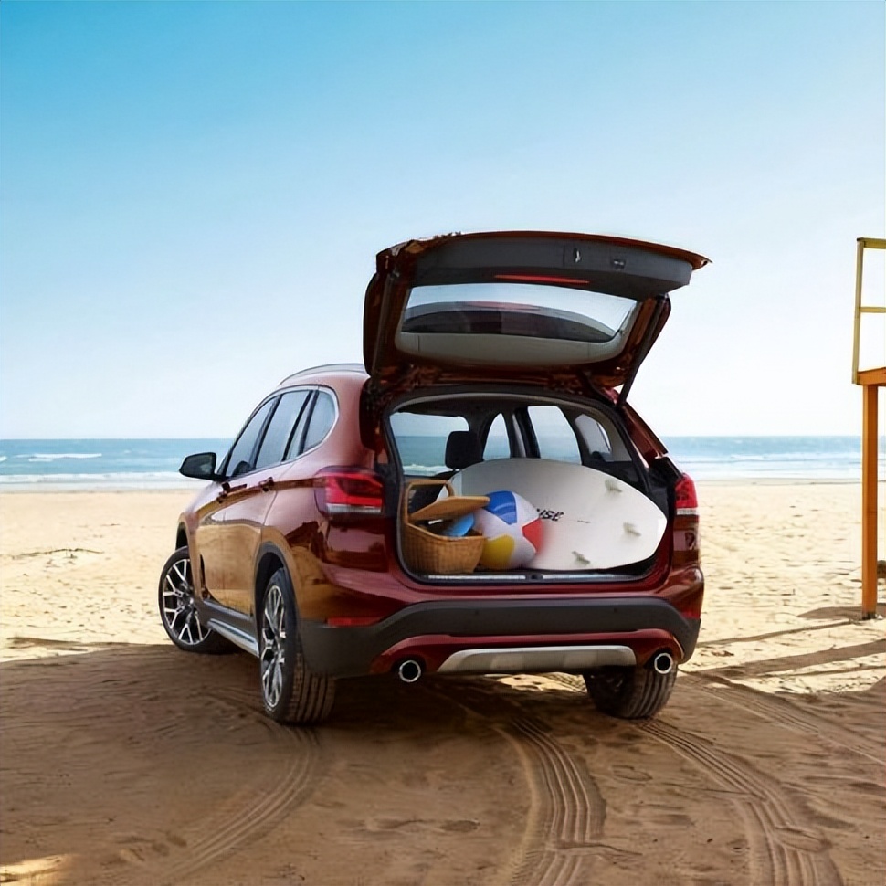 宝马x1三缸动力到底怎么样,宝马x1爱信8at多少时间换变速箱油