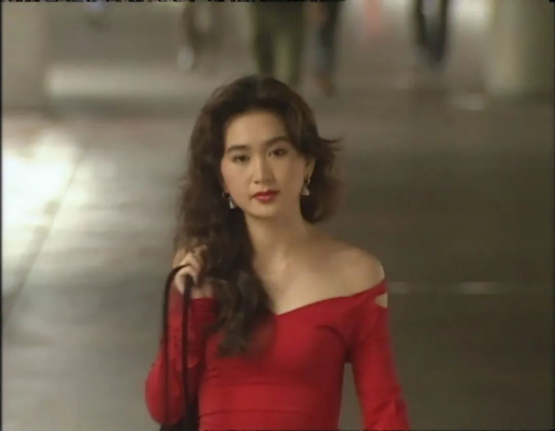 美艳、魅惑，港剧第一复仇女神