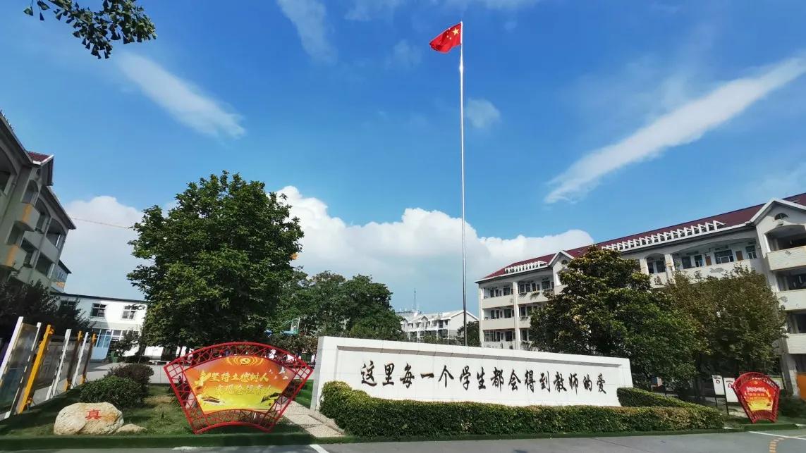 如何解读信息技术与教育的关系,信息化与教育的关系