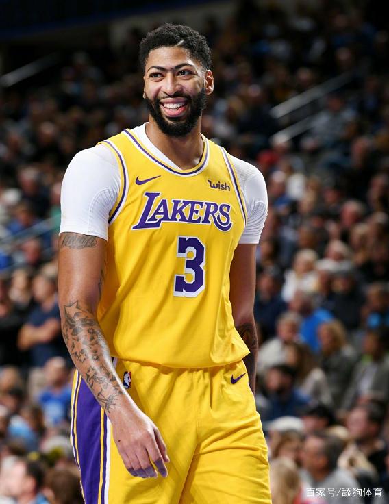 nba3号球衣的球员全览,nba3号球衣的都有哪些明星