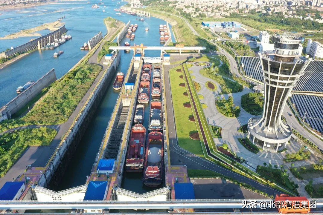 绔崍澶曢槼鏄熺┖鎽勫奖,绔崍鎽勫奖浣滃搧