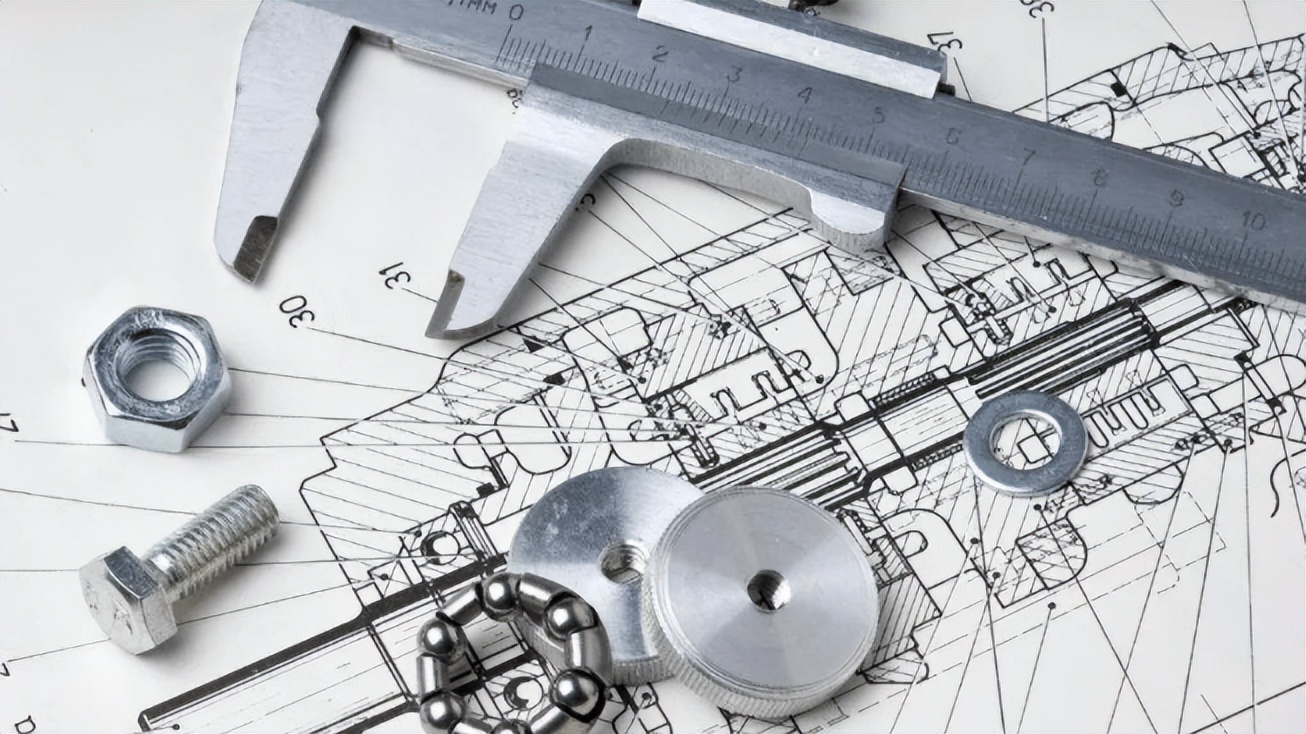 男子买玩具枪被判死刑,男子因枪形钥匙扣被判刑妻子发声