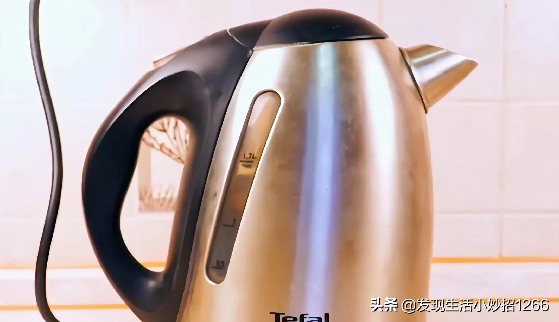 炒锅如何擦油污小妙招,生活小妙招厨房清洁炒锅