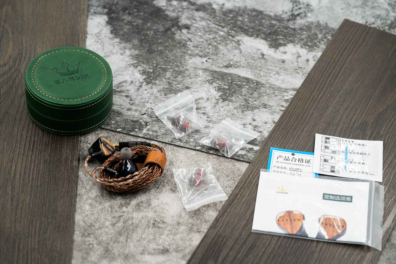 动静之间的好声音：天衡ES292静电动铁耳机评测