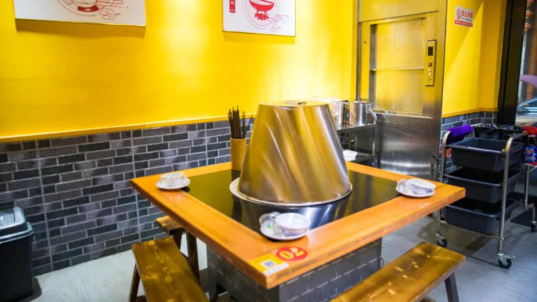 特色农家铁锅炖4-5人餐,福建泉州东北农家铁锅炖