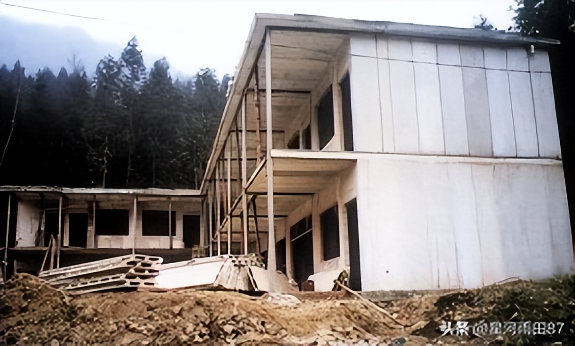 为有形之迹建无量之功——记周兴和与他的“绿色建材”梦