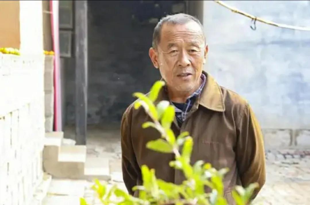 肝火旺睡不着吃酸枣仁胶囊,肝火旺睡不着一味中成药