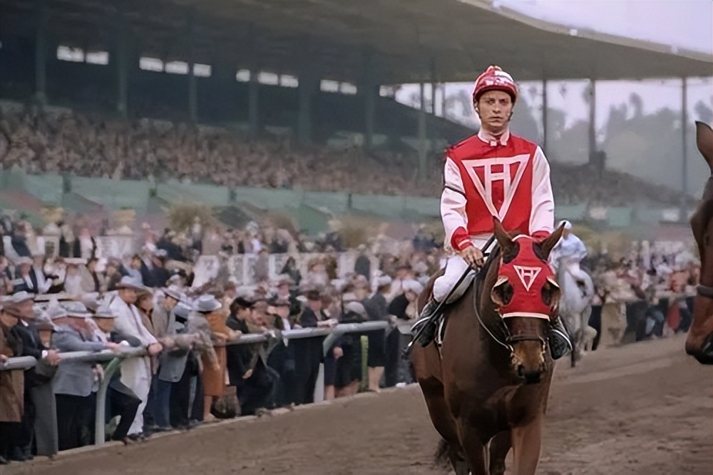 《奔腾年代》的主角如何通过努力和梦想,实现个人成长与奋斗