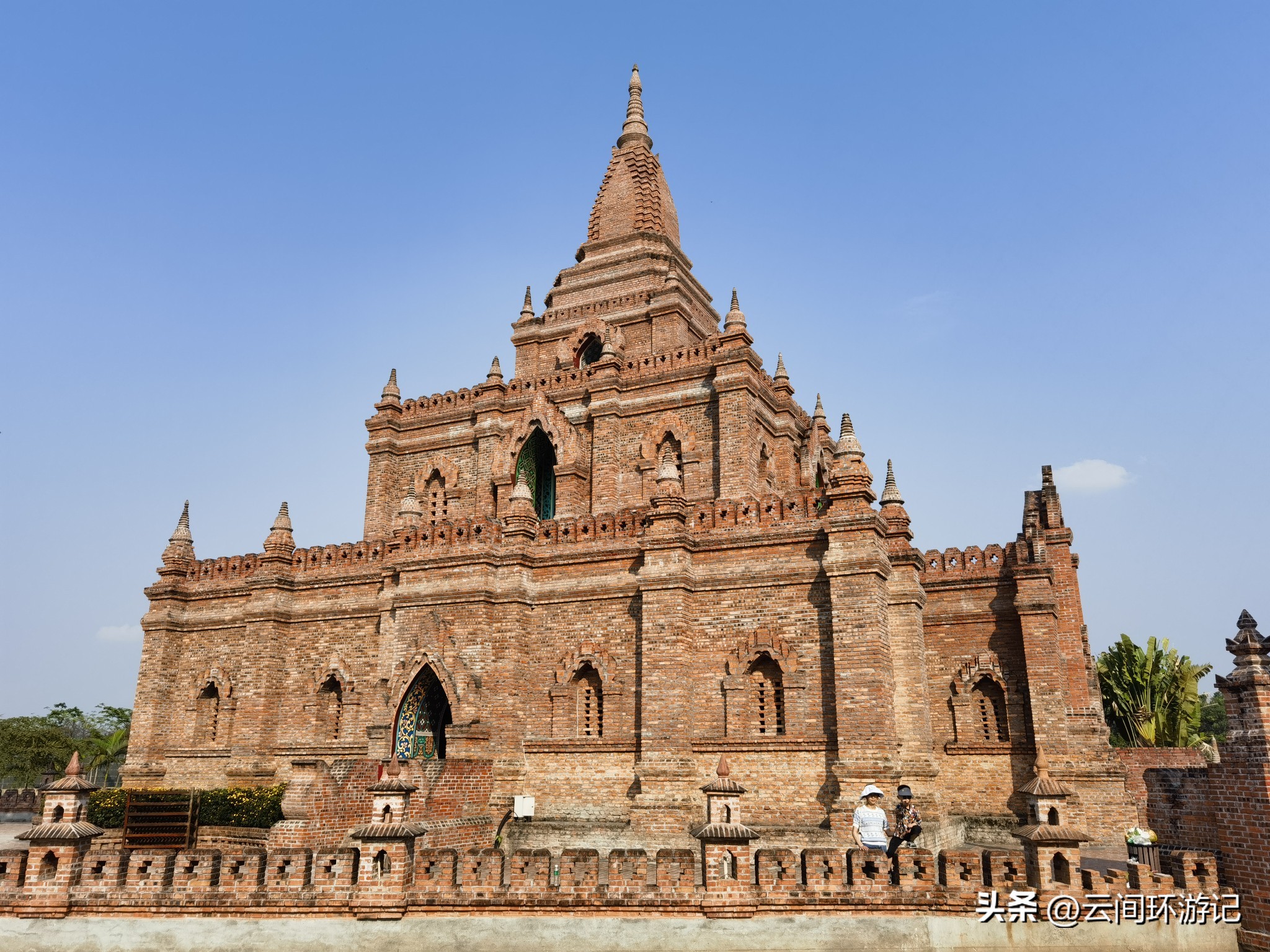 缇庝附寰峰畯娴极涔嬫梾,婕父寰峰畯