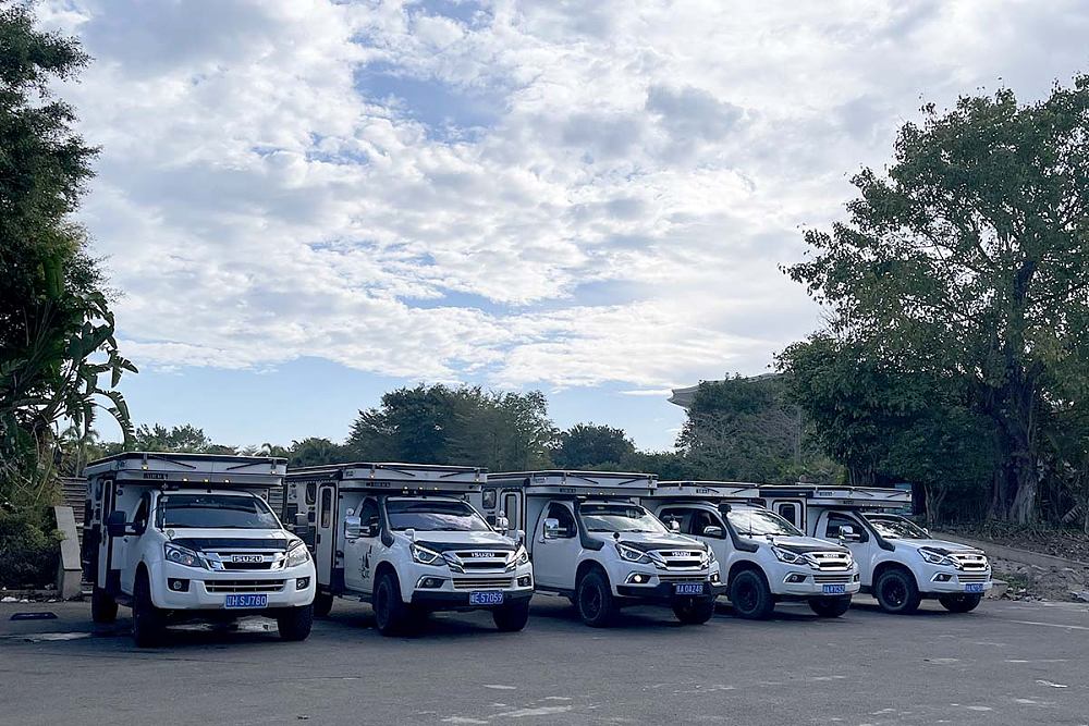 麦卡佰客远征越野房车价格,麦卡越野升顶四驱房车