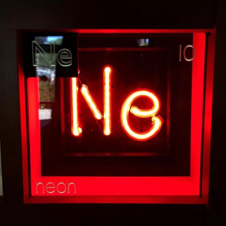 元素周期表每种元素十克值多少钱,集齐元素周期表上的元素要多少钱