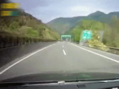 行人上高架桥违法吗,行人违法上高速整治方案