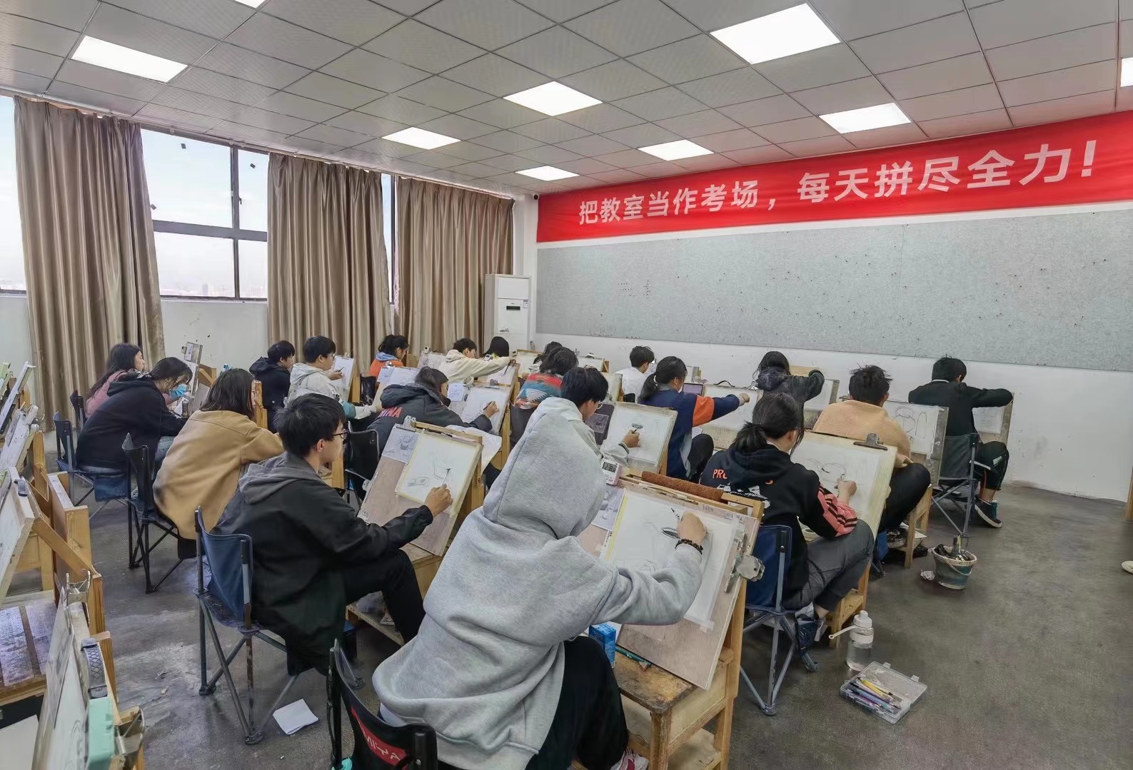 艺术类交互专业就业前景,艺术生有哪些专业最好考