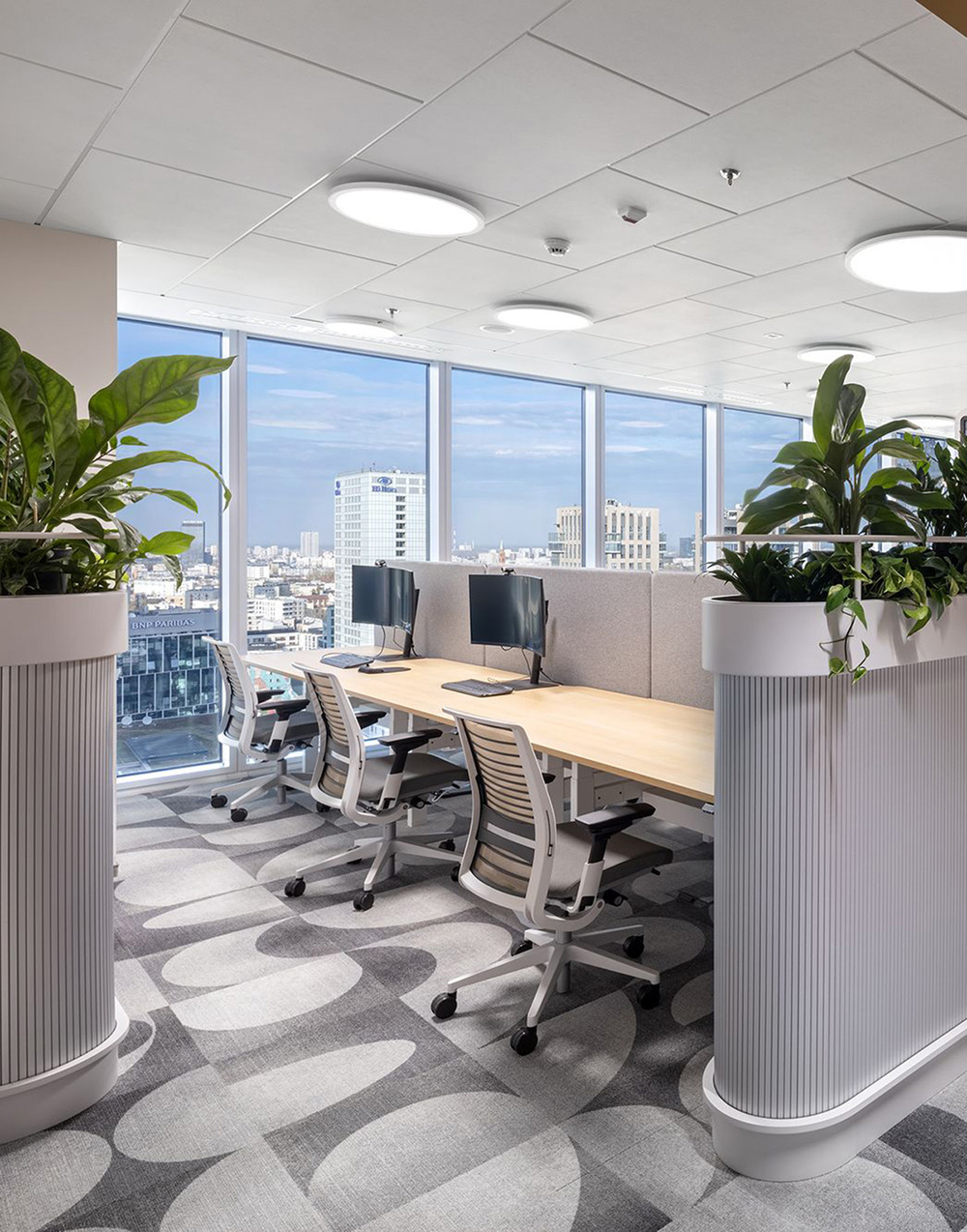 高端定制混合多元生物制药Moderna华沙办公室设计