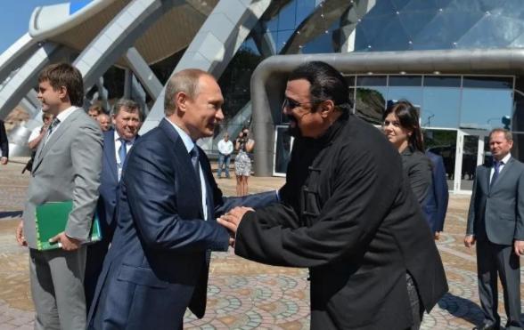 史蒂文西格尔与普京,西格尔普京