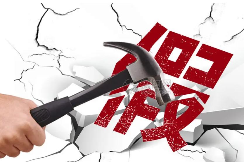 一夜蒸发数亿人民币,康师傅变成“糠师傅”,严钦武后悔已晚