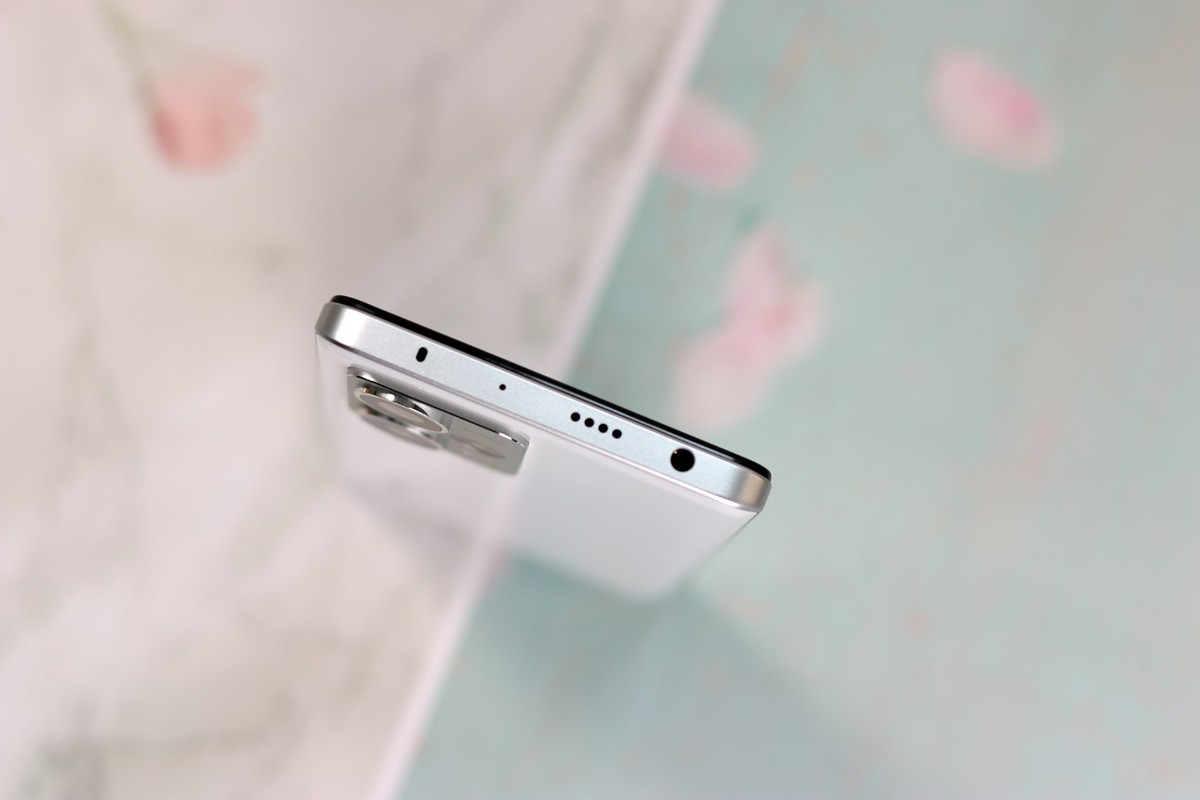 目前搭载索尼imx766lcd屏幕的手机,索尼imx766各手机表现