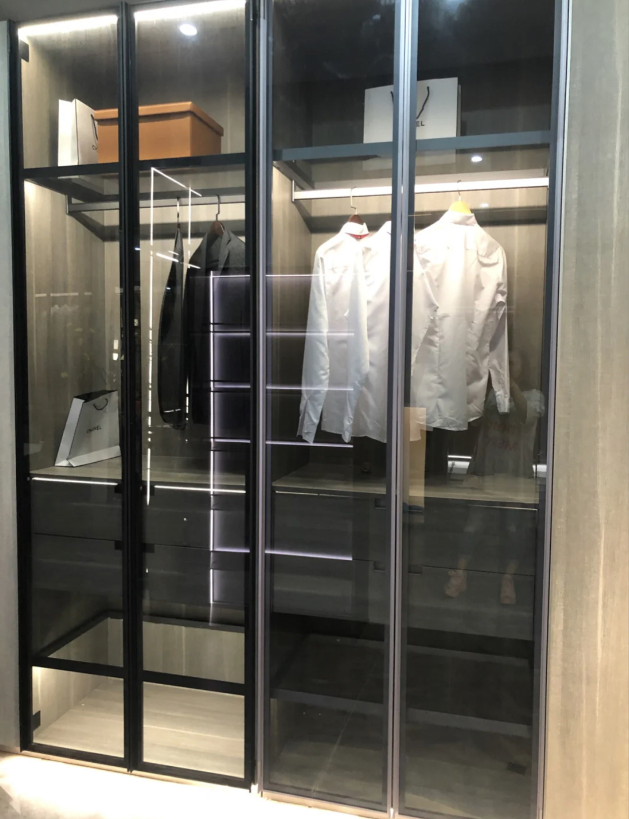 父母们的装修风格未免也太实用了,咱们普通人家装修简单实用最重要