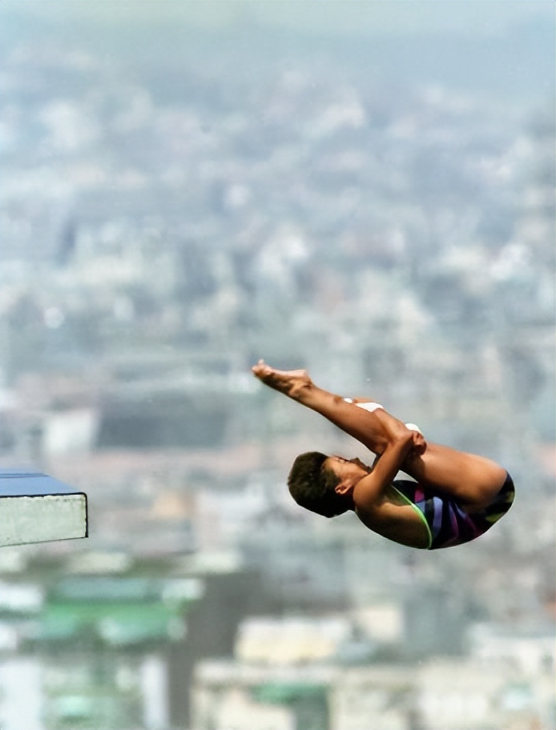 跳水女皇伏明霞家庭,跳水冠军伏明霞婚姻