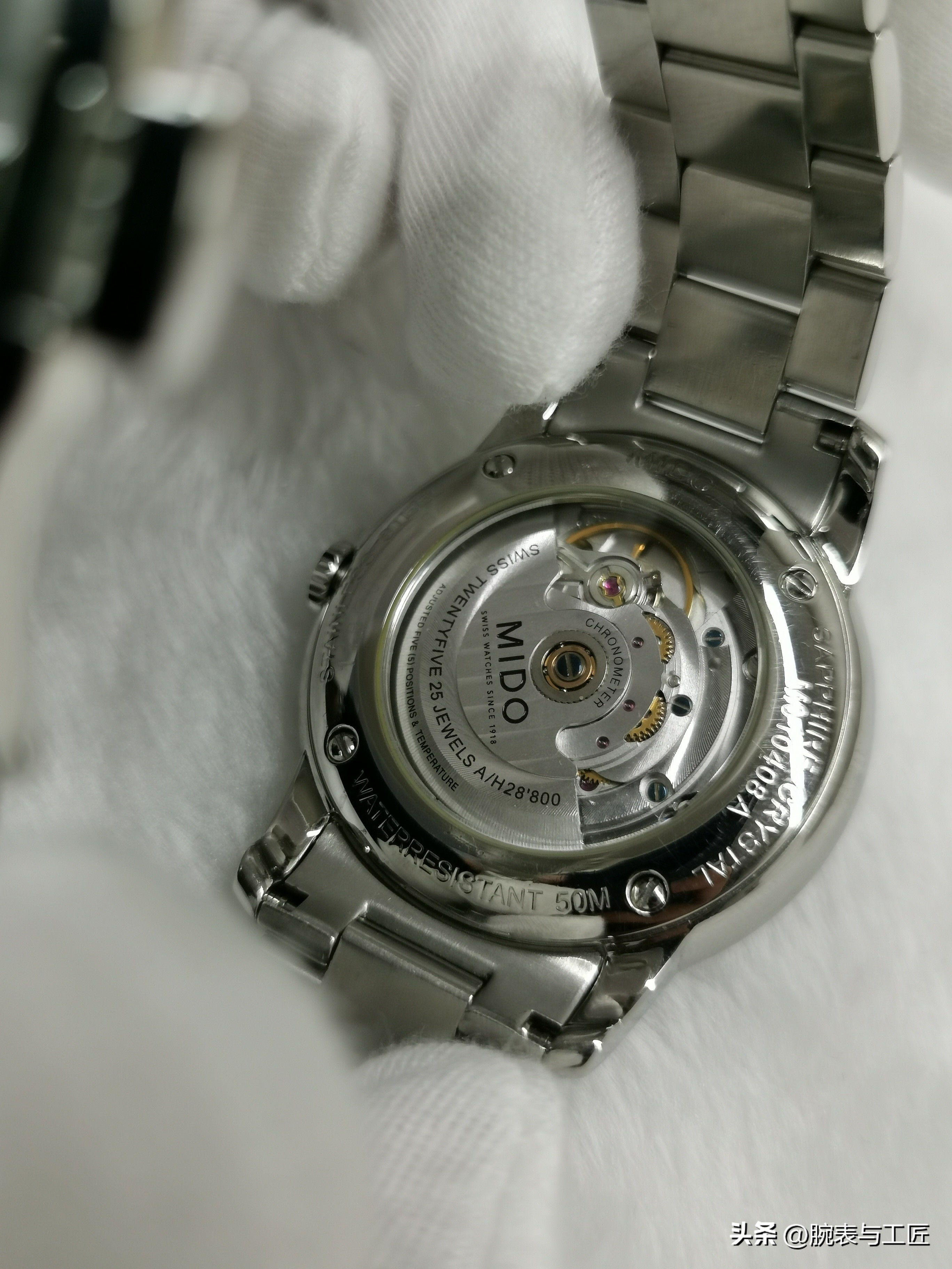 实表鉴赏丨颜值即正义，9000入手的正装“小名匠”，到底值不值？