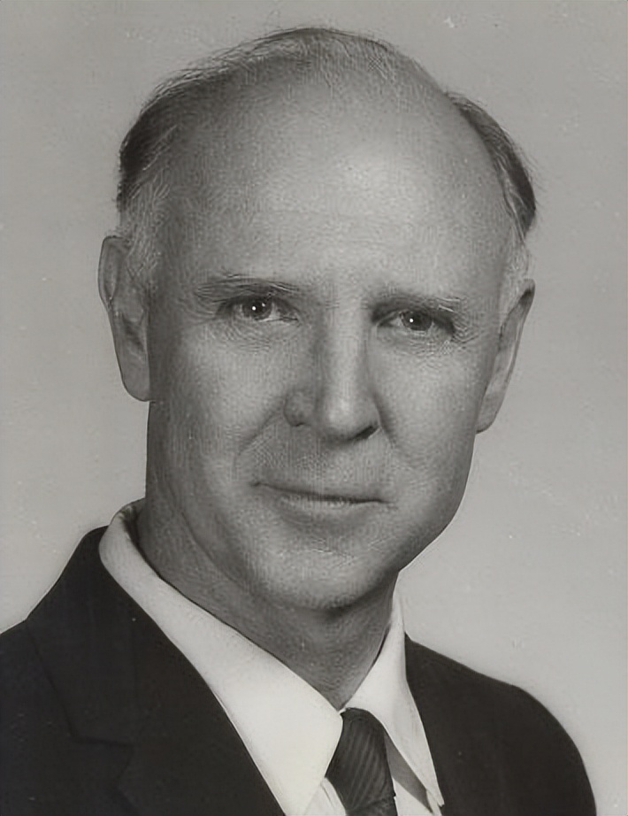 心理学大师介绍｜认识人格心理学家雷蒙德·卡特尔