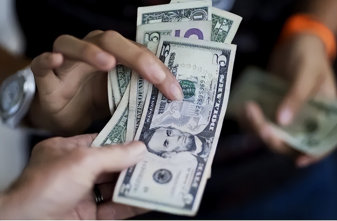 人民币跨境贸易超越美元,人民币交易量超过美元的意义