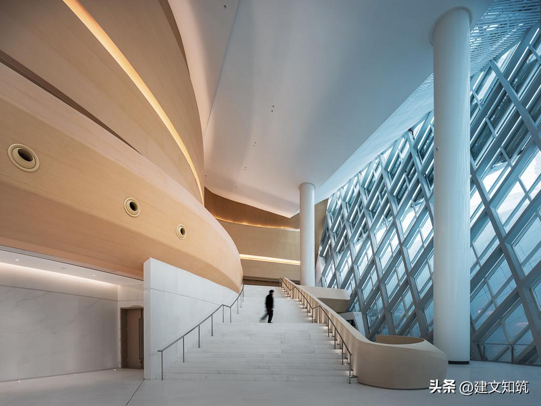 重庆龙兴体育场足球场,成都龙兴足球场