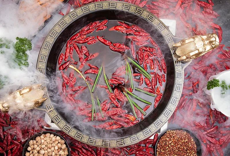 退伍老兵创业14年，竟开出火锅界“黄埔军校”