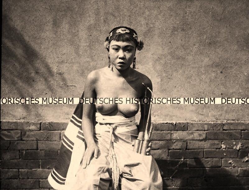 【晚清*楼青**秘史】*楼青**女媚态撩心，丰乳肥臀，风情再现！