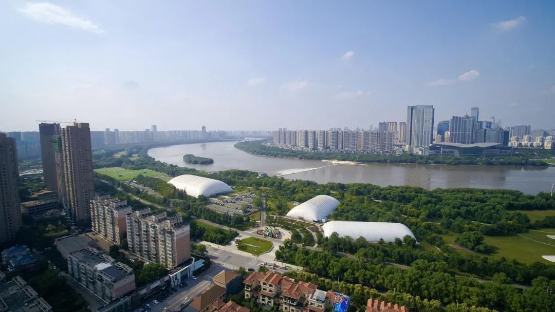 李铁足球公园综合馆,李铁八号足球公园综合馆