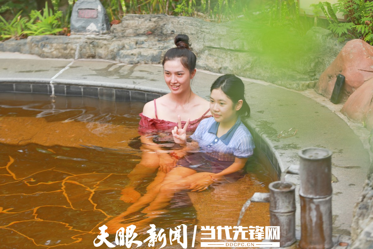 剑河仰阿莎温泉小镇是五a景区吗,打卡剑河仰阿莎温泉小镇