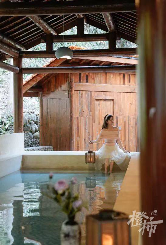 200名“尔滨”教练空降临安带滑雪，吃天目暖锅、泡湍口温泉……