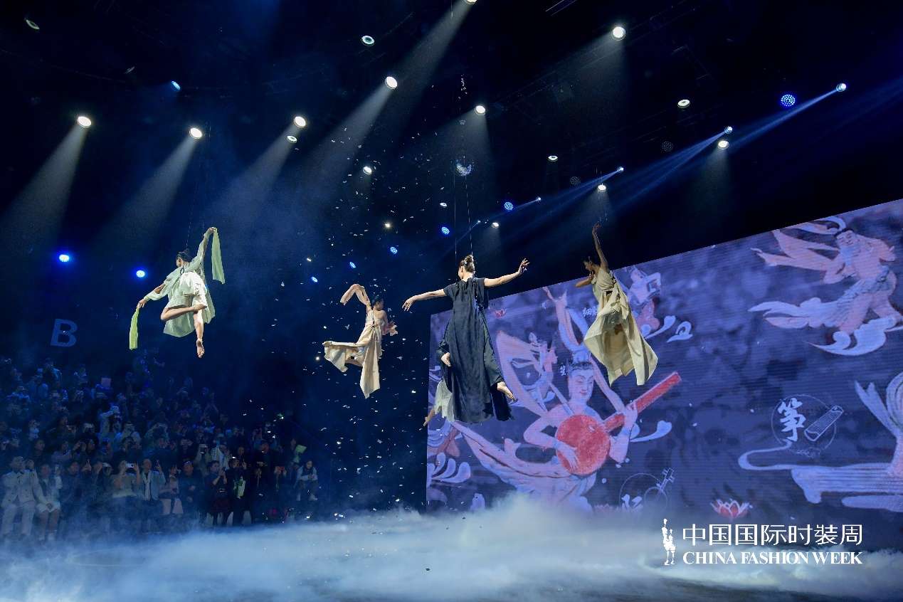 acnestudios时装周2024,2024大嘴猴国际时装周在哪儿举办