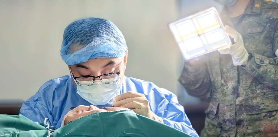 【红色军医边关行】搭平台送技术强纽带陆军军医大学新桥医院高原边防巡诊搭建健康“心桥”