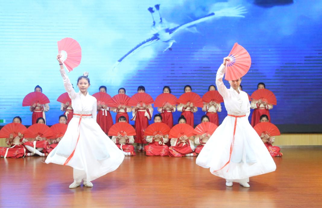 武汉高新区光谷四小,武汉市光谷四小校园