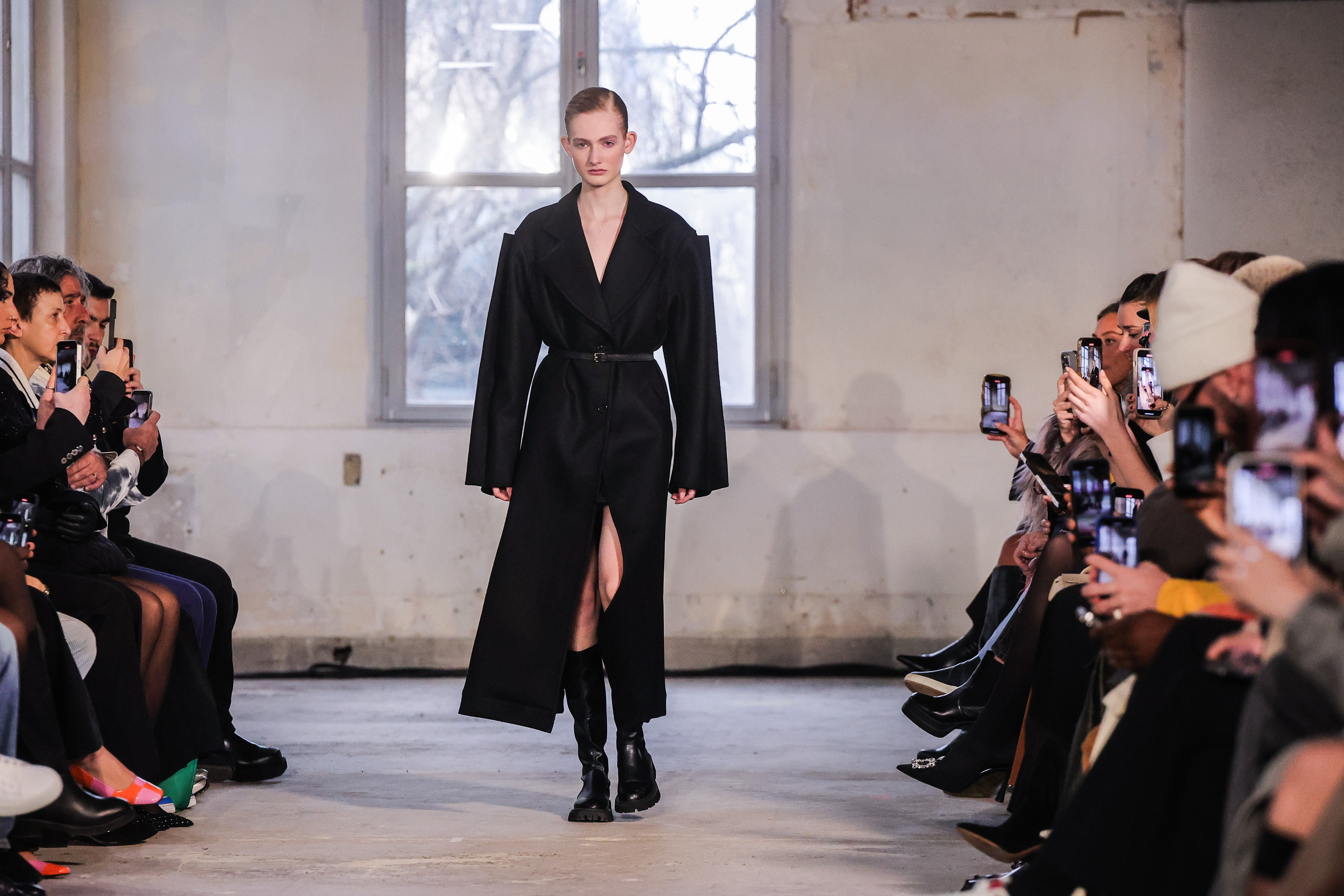 victoriaceretti时装周,victoriathomas2020春夏