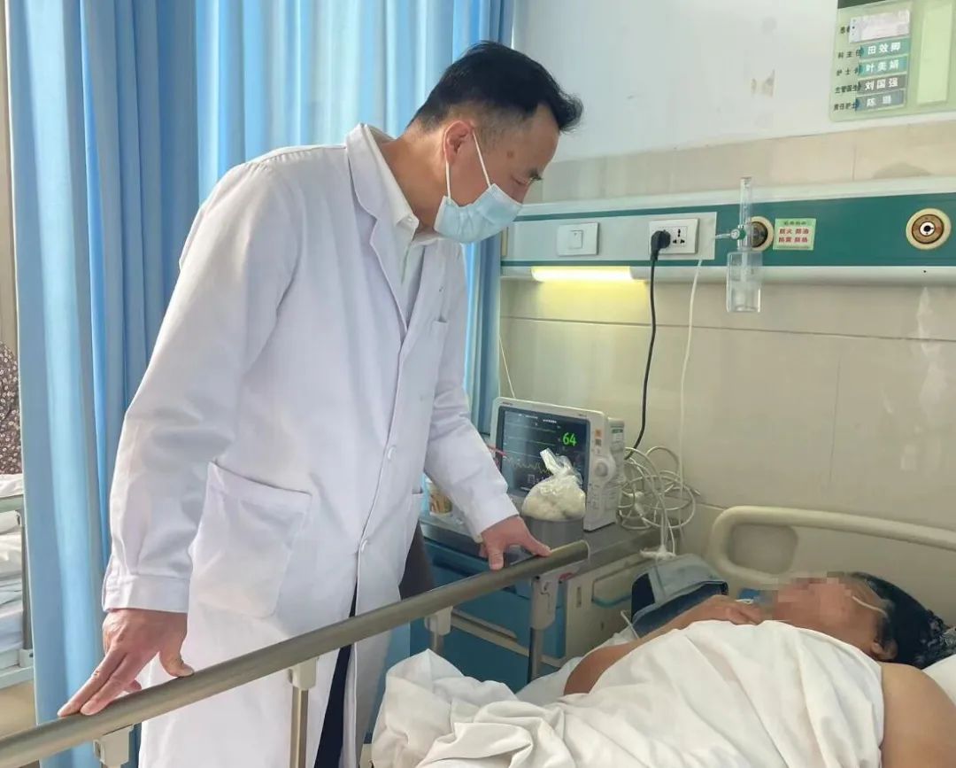 告别摇摆人生菏泽市牡丹人民医院枫叶正红院区成功治疗复杂先天性髋关节脱位