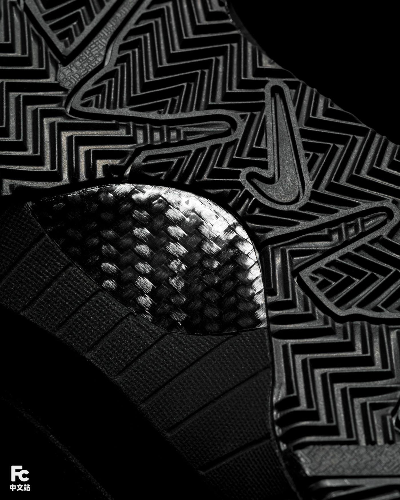 科比4黑曼巴复刻配置,科比4复刻黑曼巴预计售价